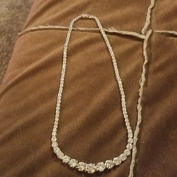 White sapphire necklace - Picture 1 of 2